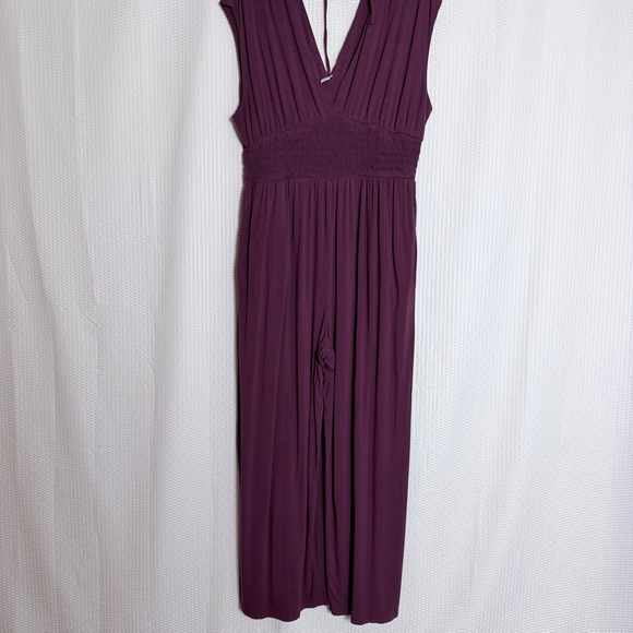 Old Navy Plum Purple Smocked Waist Wide Leg Jumpsuit Romper XL Tie Back V Neck - Picture 2 of 11